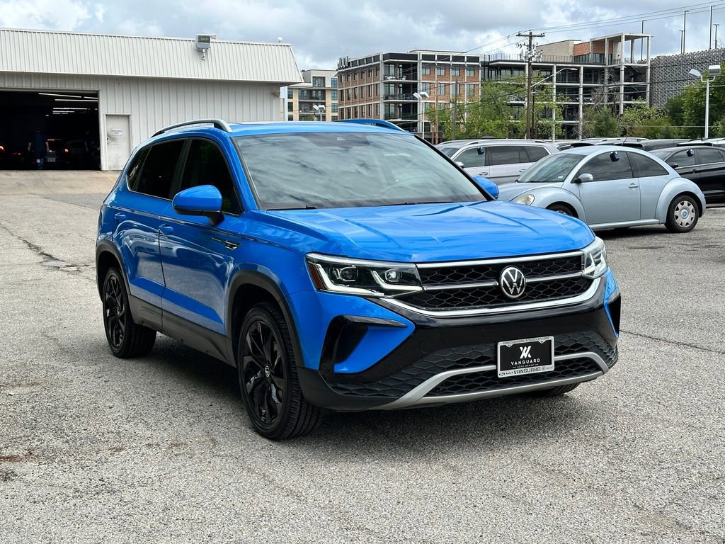 Used 2022 Volkswagen Taos SEL w/ Panoramic Sunroof Package image 8