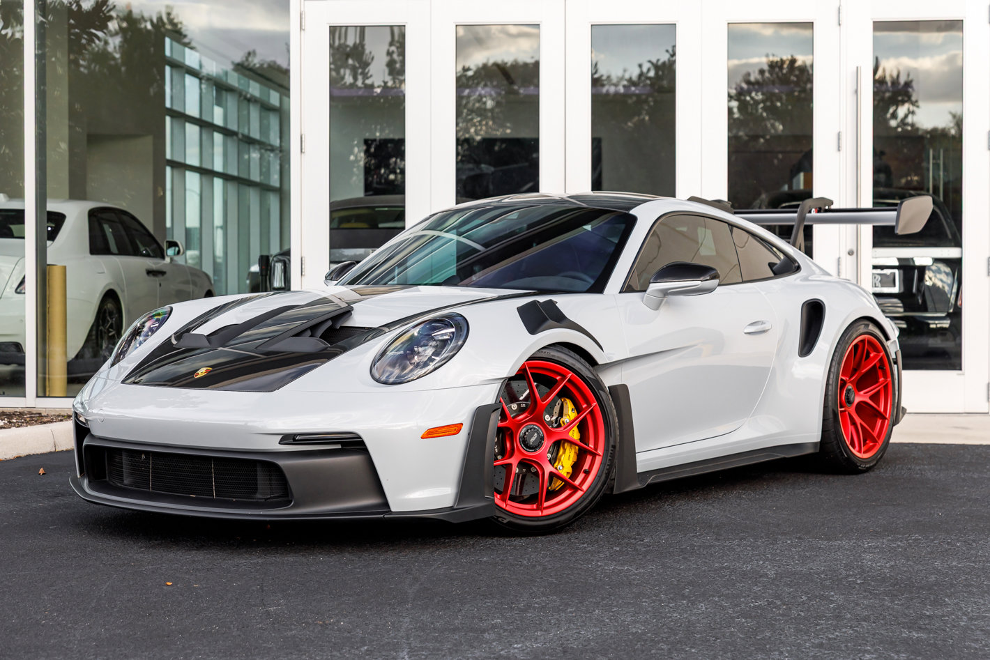 Used 2024 Porsche 911 GT3 RS RWD image 1