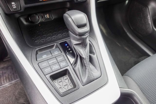 Certified 2024 Toyota RAV4 LE image 25