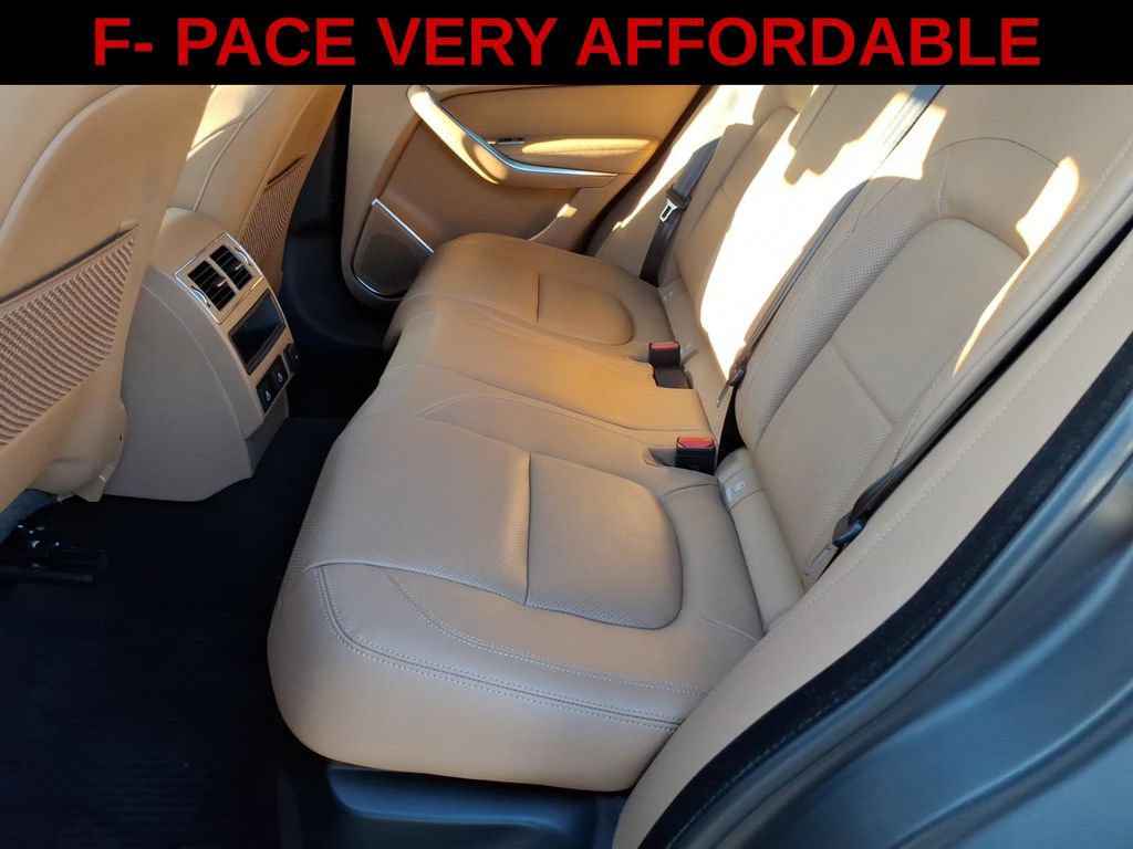 Used 2021 Jaguar F-PACE S AWD/4WD image 9
