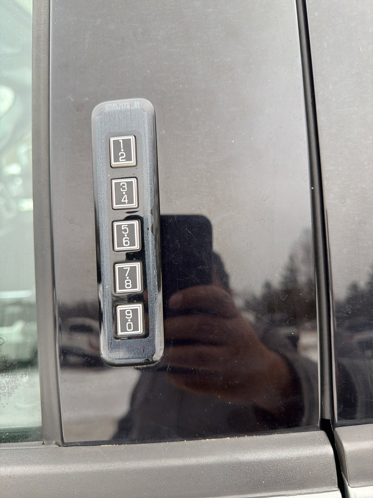 Certified 2019 Ford F350 Lariat w/ Lariat Ultimate Package image 16