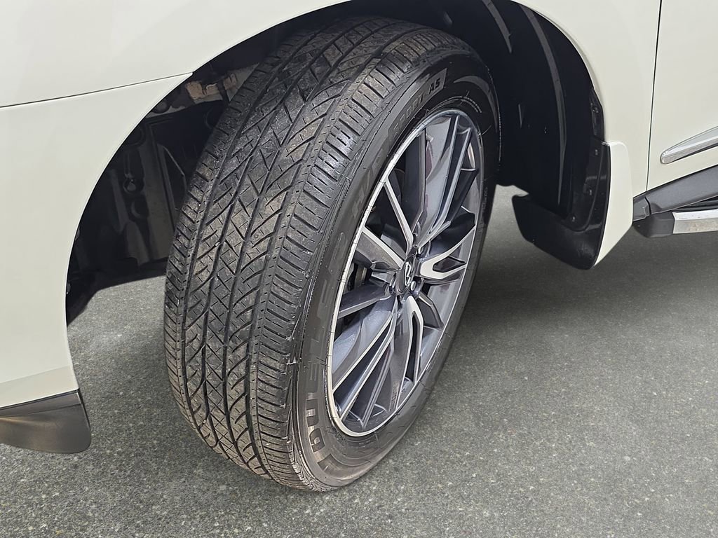 Used 2019 INFINITI QX60 Luxe w/ Sensory Package image 31