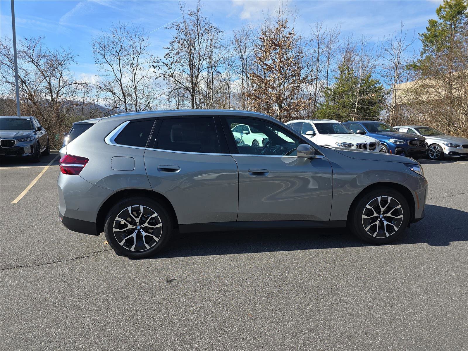 Used 2025 BMW X3 xDrive30i w/ Convenience Package image 2