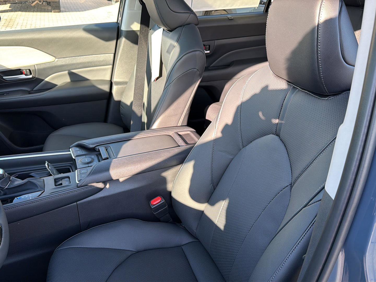 New 2026 Toyota Grand Highlander Limited AWD/4WD image 31