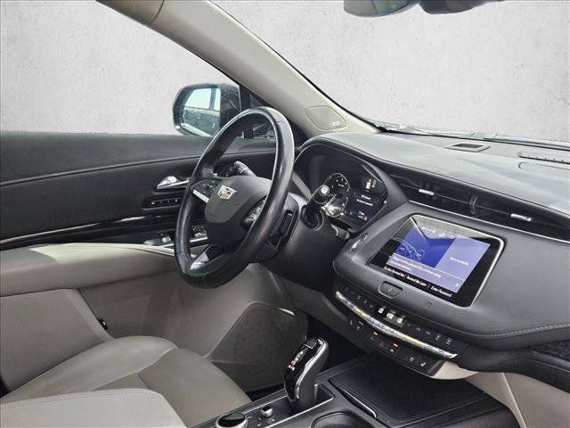 Used 2020 Cadillac XT4 Premium Luxury w/ Driver Assist Package AWD/4WD image 11