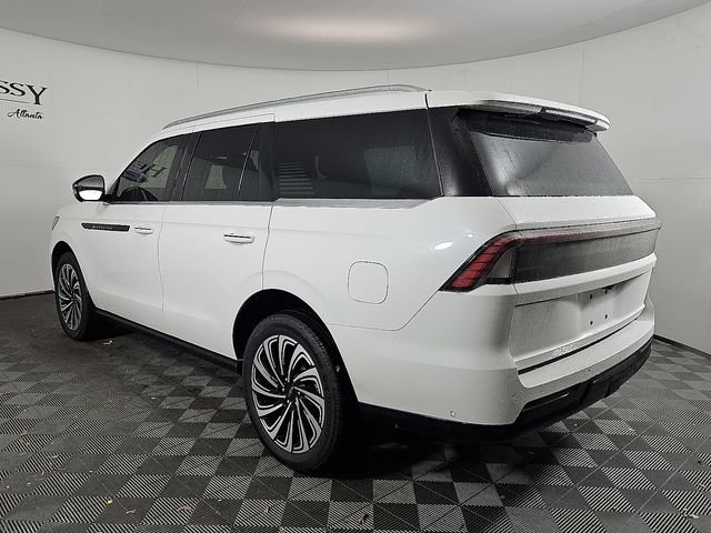 Used 2025 Lincoln Navigator Black Label image 7