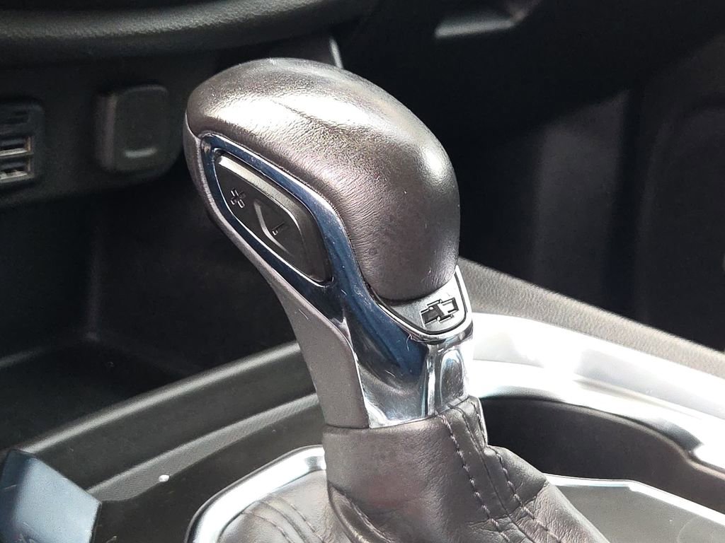 Used 2021 Chevrolet Traverse RS image 23