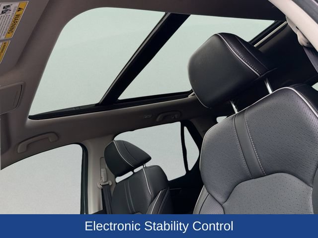 Used 2023 Honda Pilot Elite image 12