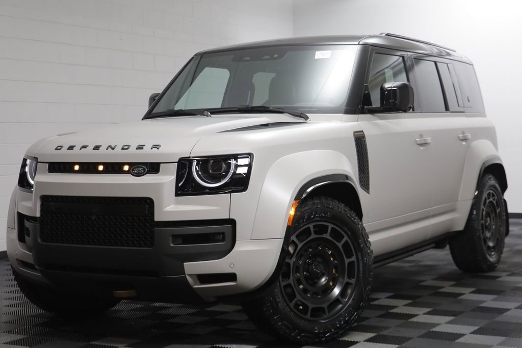 New 2026 Land Rover Defender 110 OCTA AWD/4WD image 1