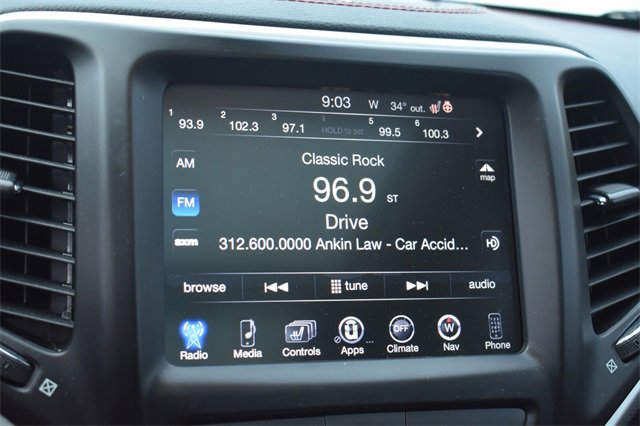 Used 2016 Jeep Cherokee Trailhawk w/ Comfort/Convenience Group image 30