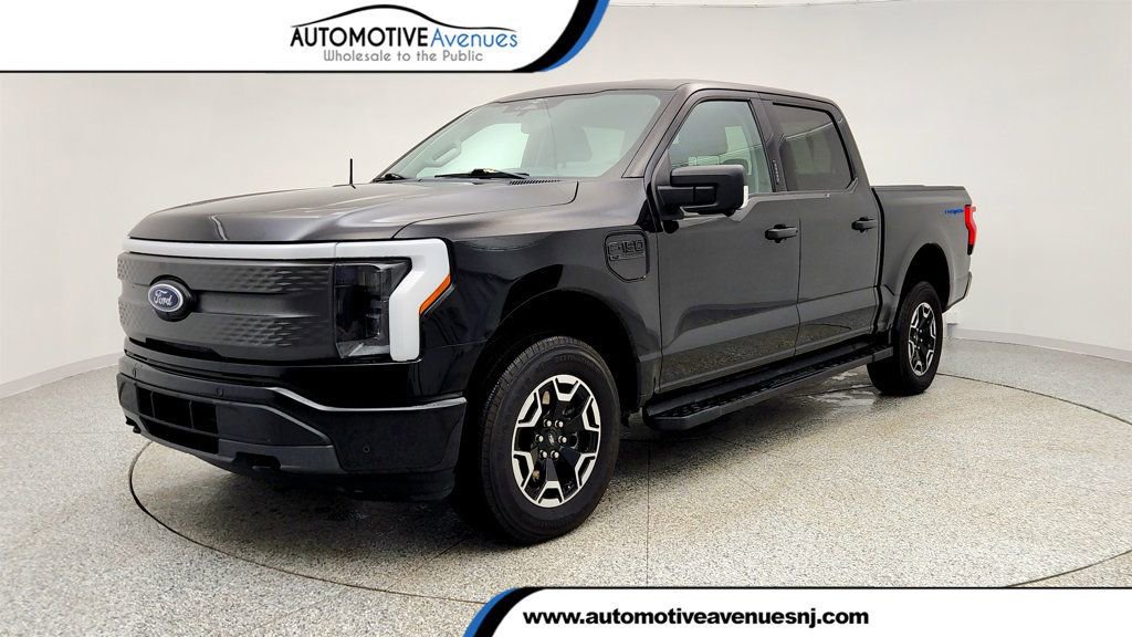 Used 2023 Ford F150 Lightning XLT image 1