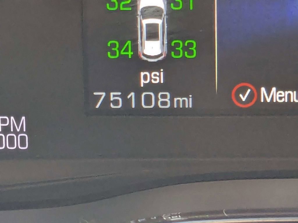 Used 2018 Cadillac XT5 FWD image 28