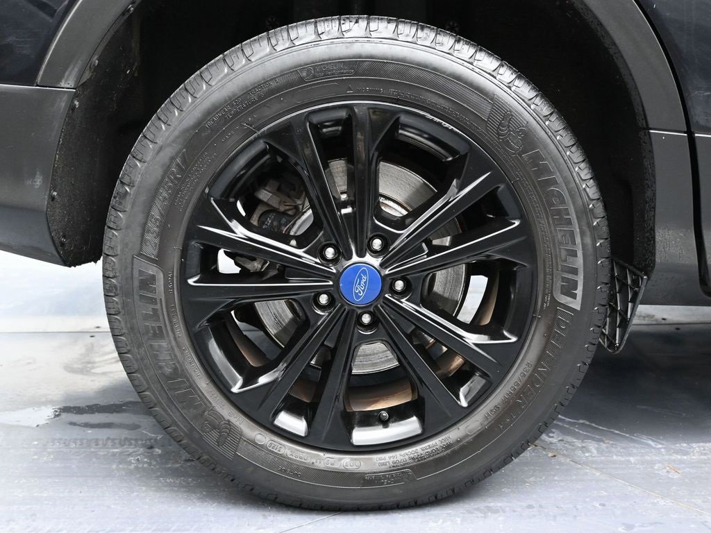 Used 2019 Ford Escape SE image 13