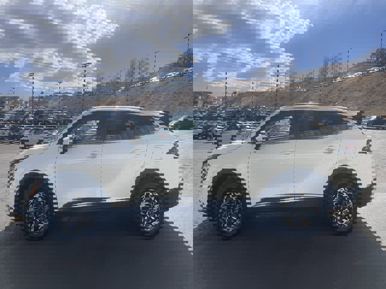 Used 2023 Kia Sportage LX image 4