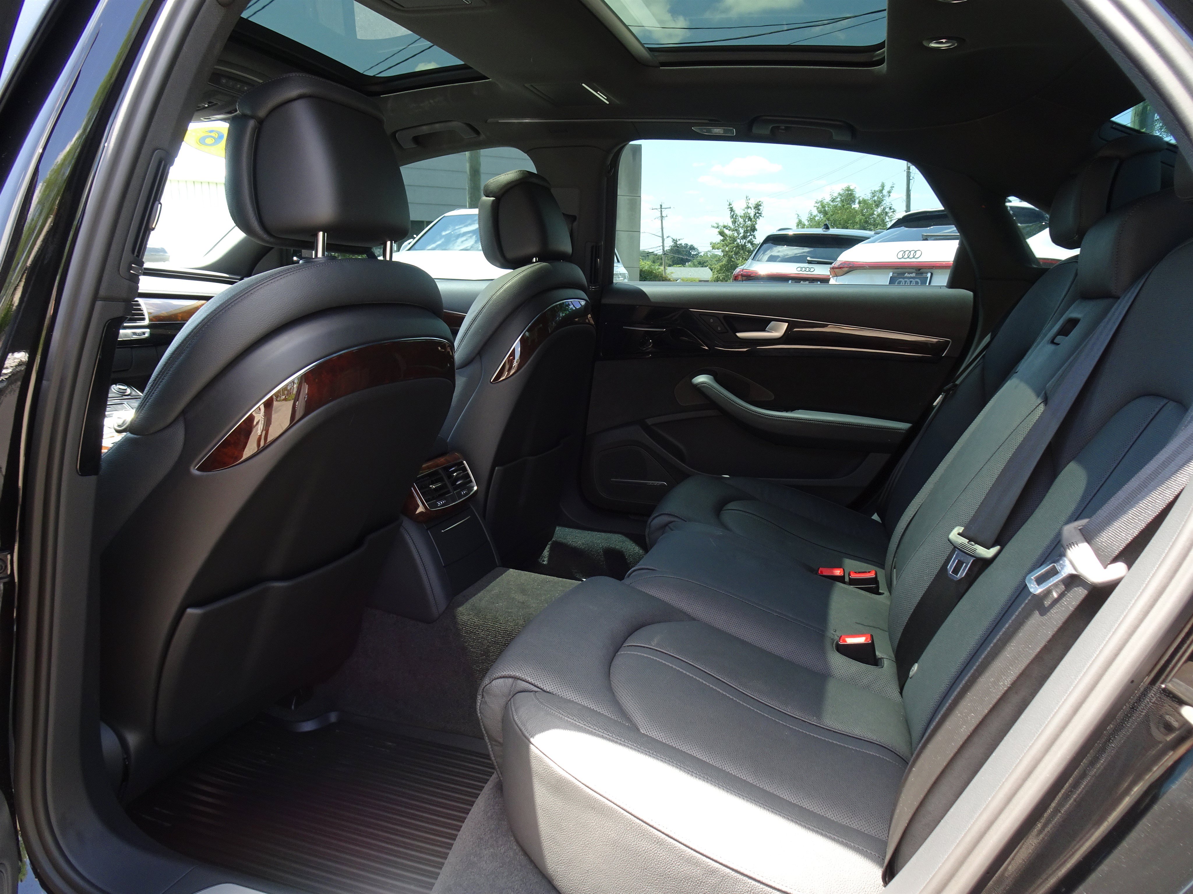 Used 2016 Audi A8 L 3.0T w/ Executive Package AWD/4WD image 12