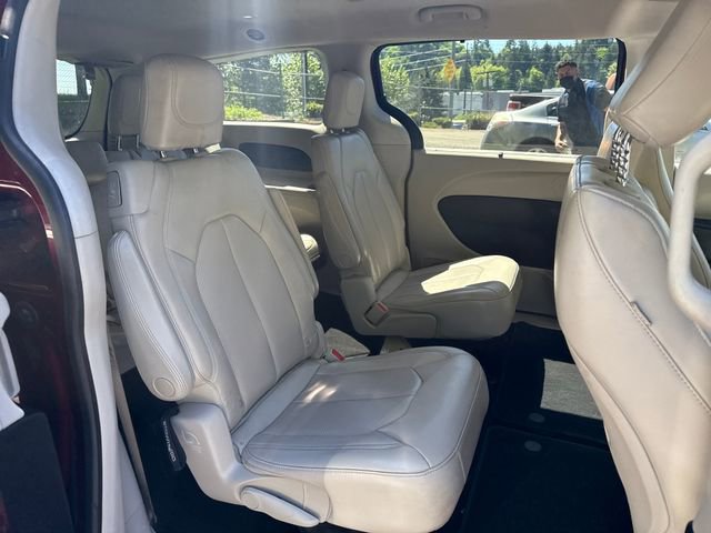 Used 2021 Chrysler Voyager Lxi FWD image 10
