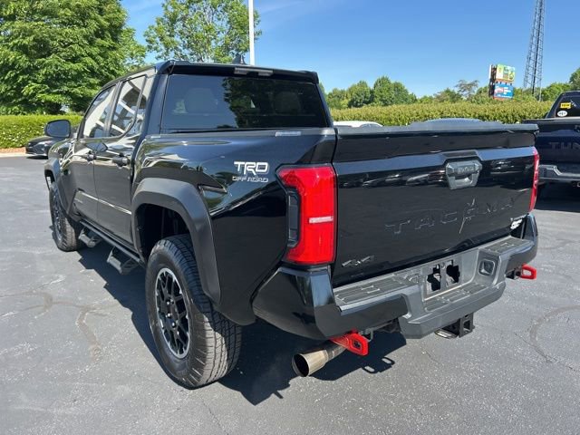 Used 2024 Toyota Tacoma TRD Off-Road AWD/4WD image 11