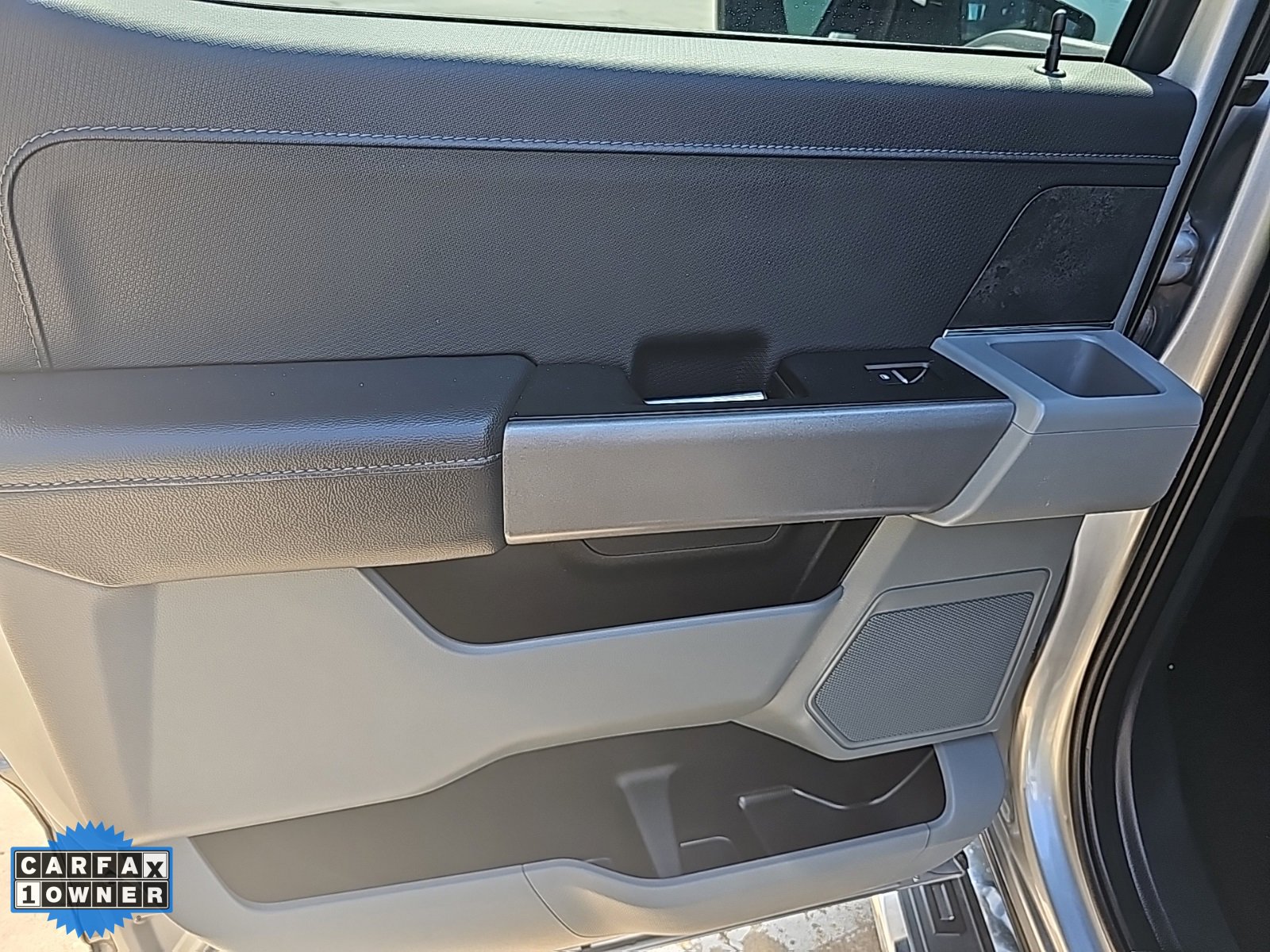 Used 2024 Ford F150 XLT w/ Mobile Office Package image 15