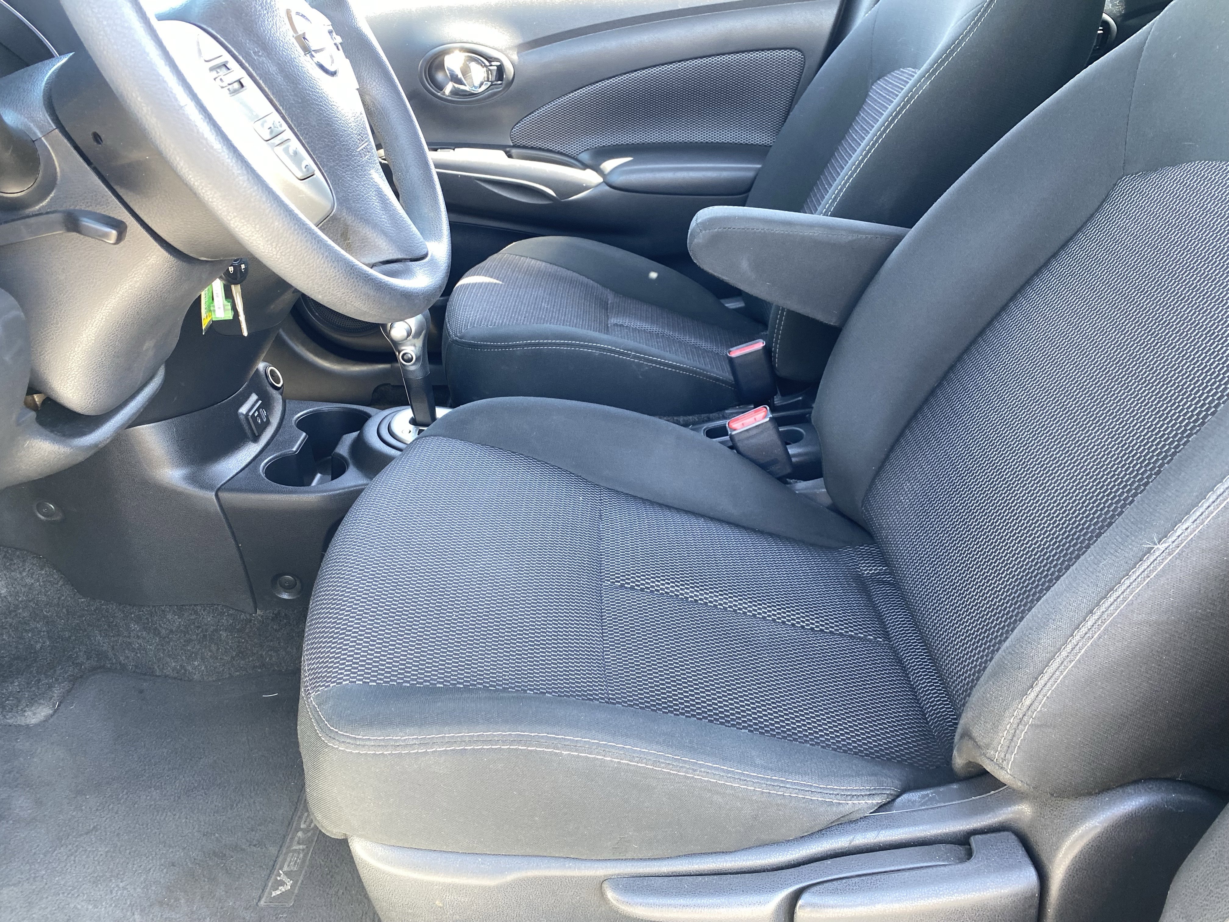 Used 2018 Nissan Versa SV FWD image 16