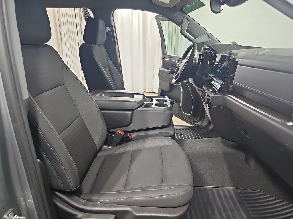 Certified 2024 Chevrolet Silverado 1500 LT AWD/4WD image 13