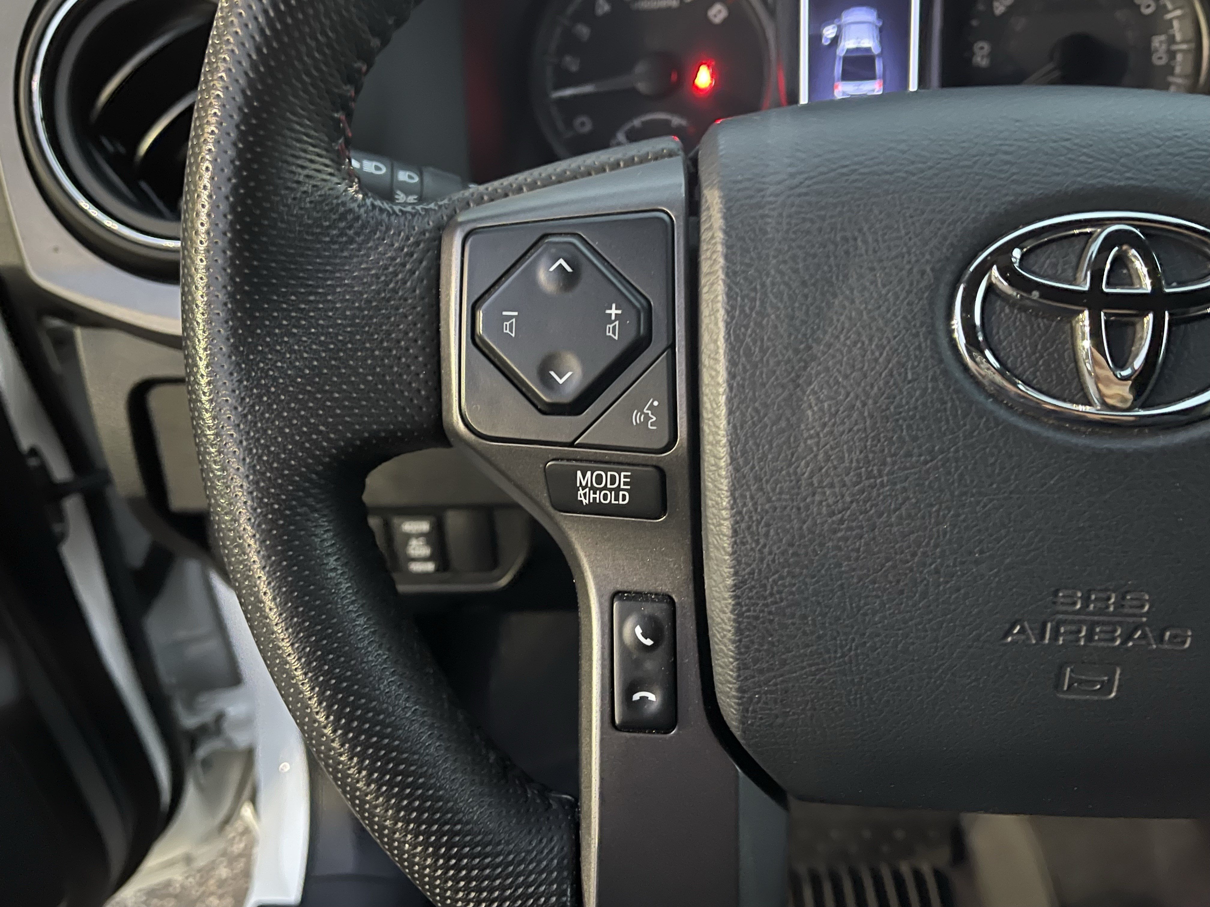 Certified 2020 Toyota Tacoma TRD Sport w/ Technology Package AWD/4WD image 21