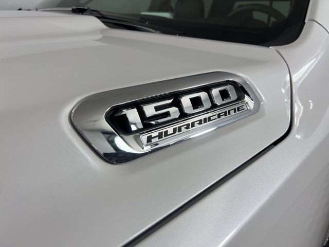 New 2026 RAM 1500 Laramie AWD/4WD image 4
