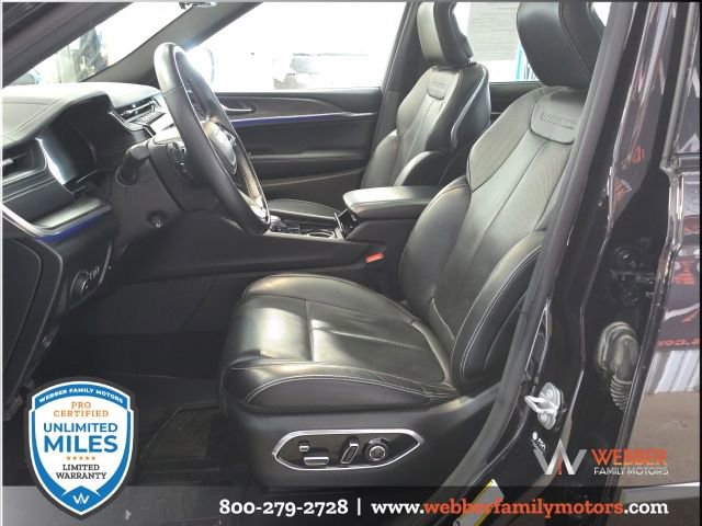 Used 2023 Jeep Grand Cherokee L Overland w/ Advanced Protech Group III image 14