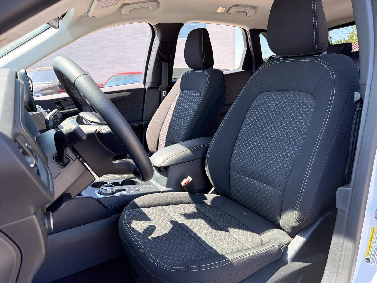 Used 2023 Ford Escape Active AWD/4WD image 22