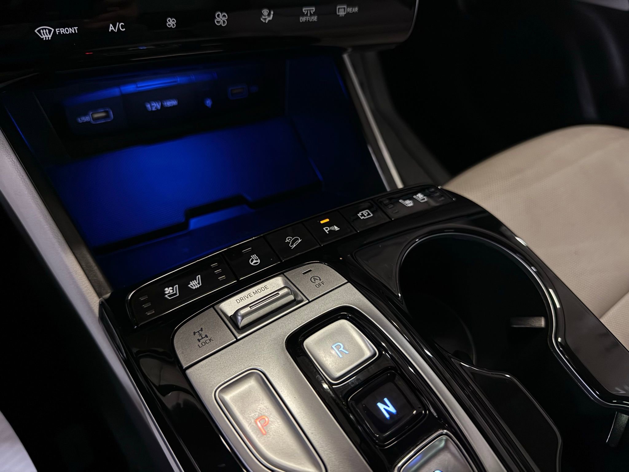 Used 2024 Hyundai Tucson Limited image 42