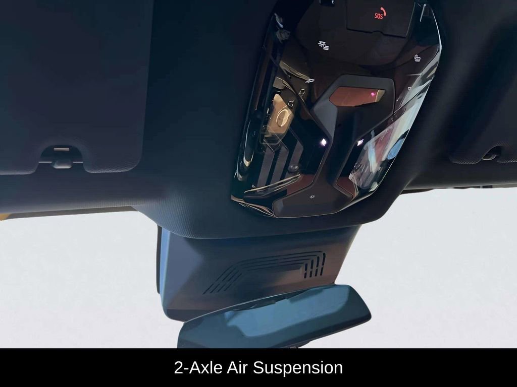 Used 2023 BMW iX xDrive50 w/ Premium Package image 16