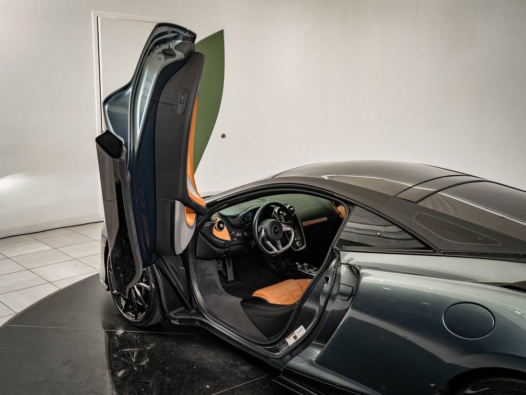 Used 2025 McLaren GTS image 47