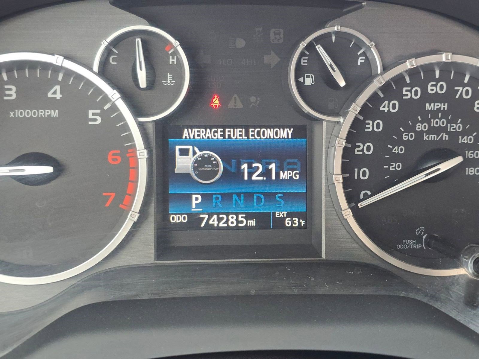 Used 2017 Toyota Tundra SR5 w/ SR5 Upgrade Package image 19