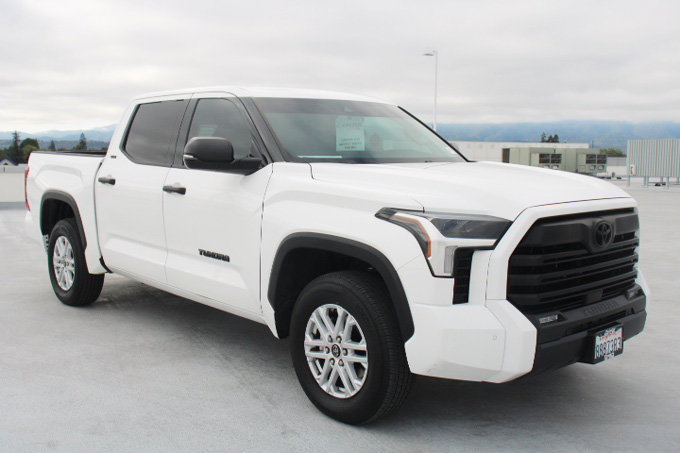 Used 2023 Toyota Tundra SR5 w/ SR5 Convenience Package RWD image 2