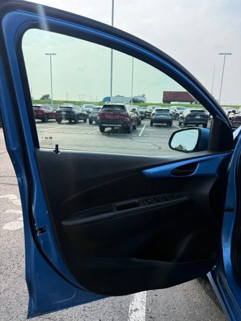 Used 2018 Chevrolet Spark LT FWD image 9