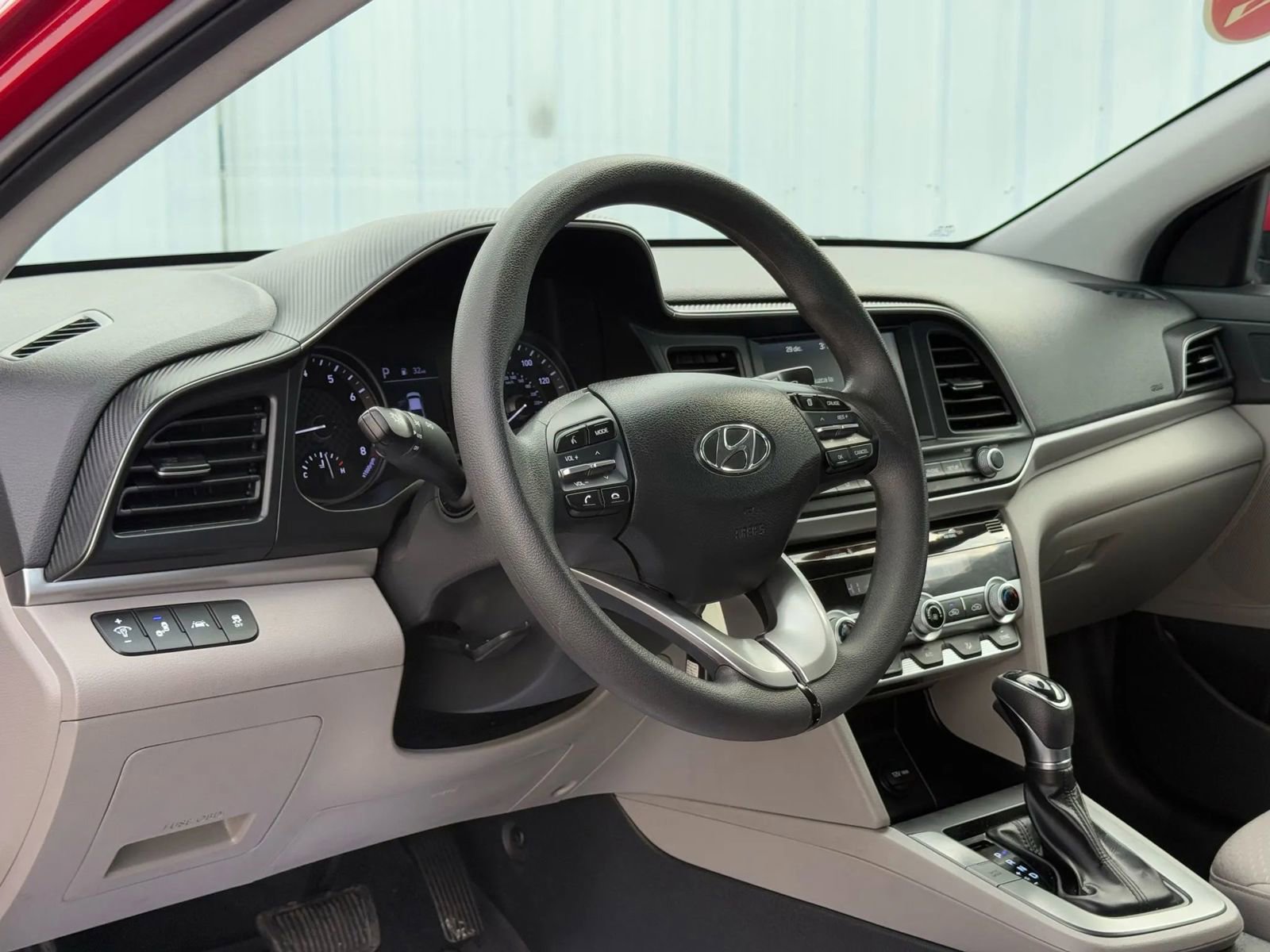 Used 2020 Hyundai Elantra SEL FWD image 10