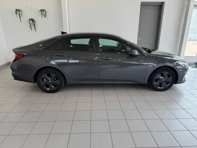 Used 2023 Hyundai Elantra SEL FWD image 36