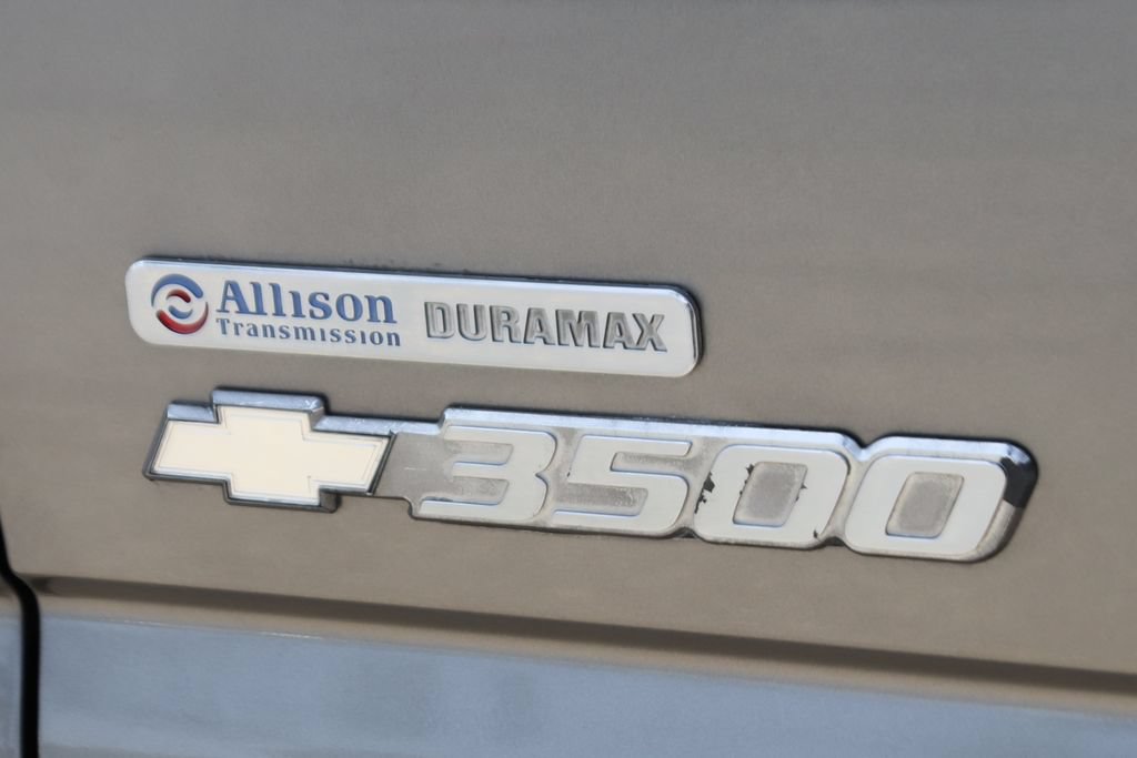 Used 2006 Chevrolet Silverado 3500 LT w/ Heavy-Duty Power Package RWD image 48