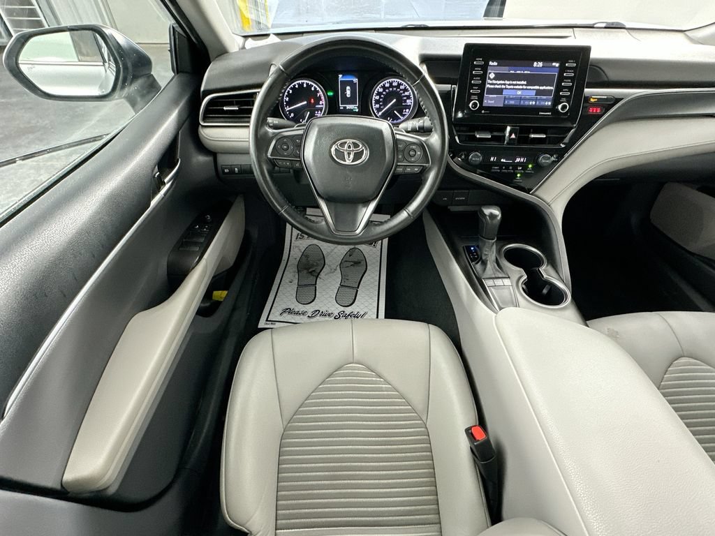 Used 2023 Toyota Camry SE w/ Convenience Package FWD image 9