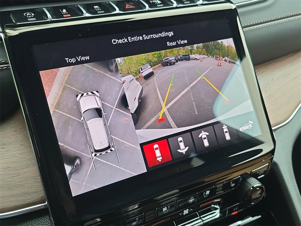 New 2025 Jeep Grand Cherokee Summit w/ Luxury Tech Group V image 25