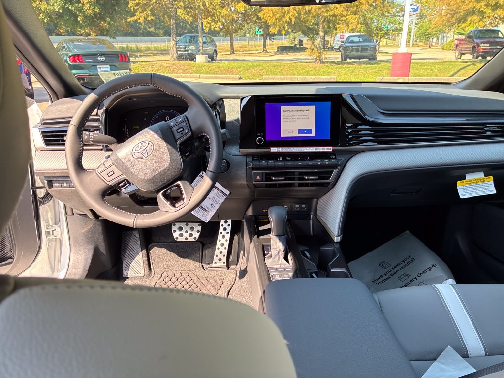 New 2026 Toyota Camry SE FWD image 17