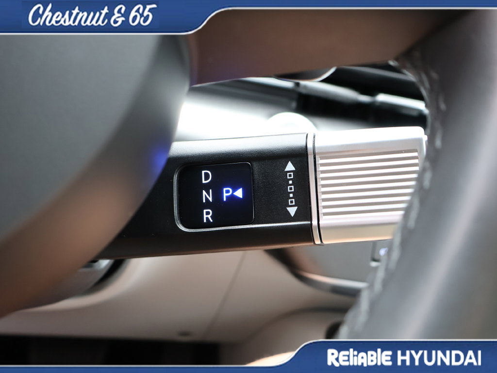 Certified 2024 Hyundai Kona SEL w/ Convenience Package FWD image 32