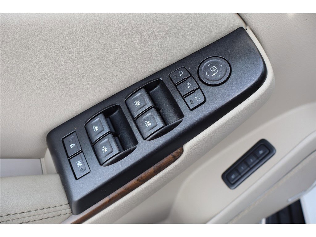 Used 2020 GMC Yukon Denali w/ Open Road Package image 45