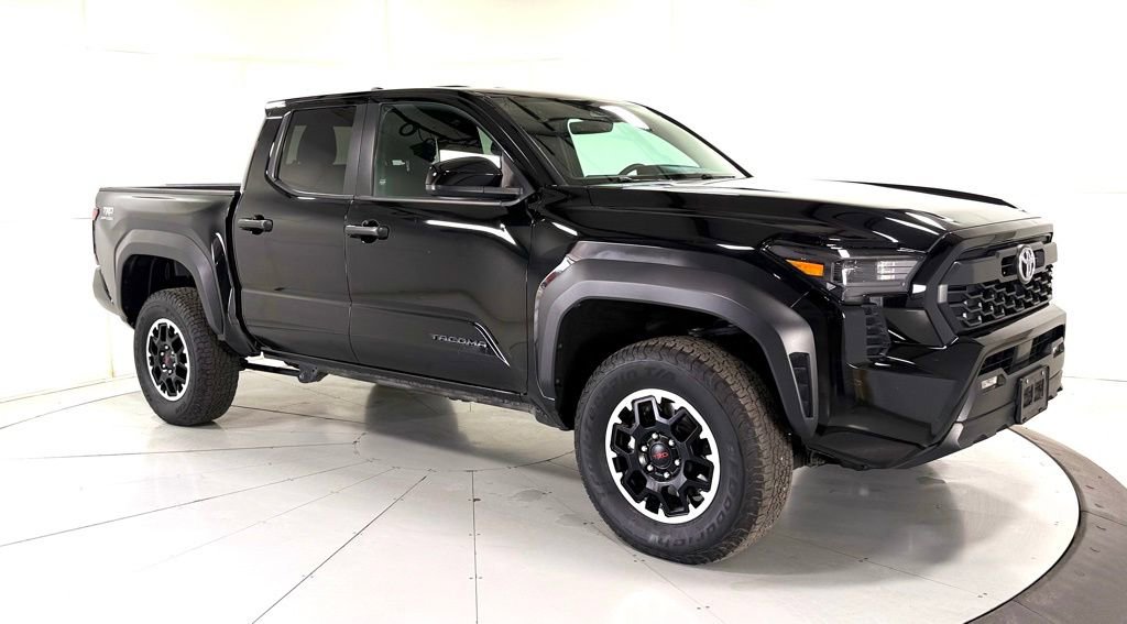 Used 2024 Toyota Tacoma TRD Off-Road image 1