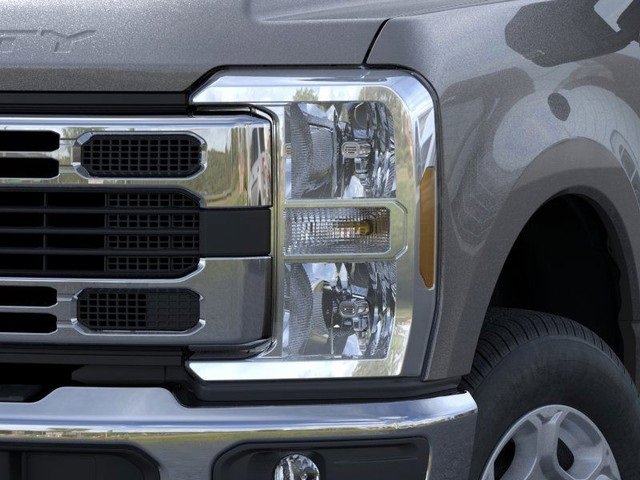 New 2026 Ford F350 XLT image 18