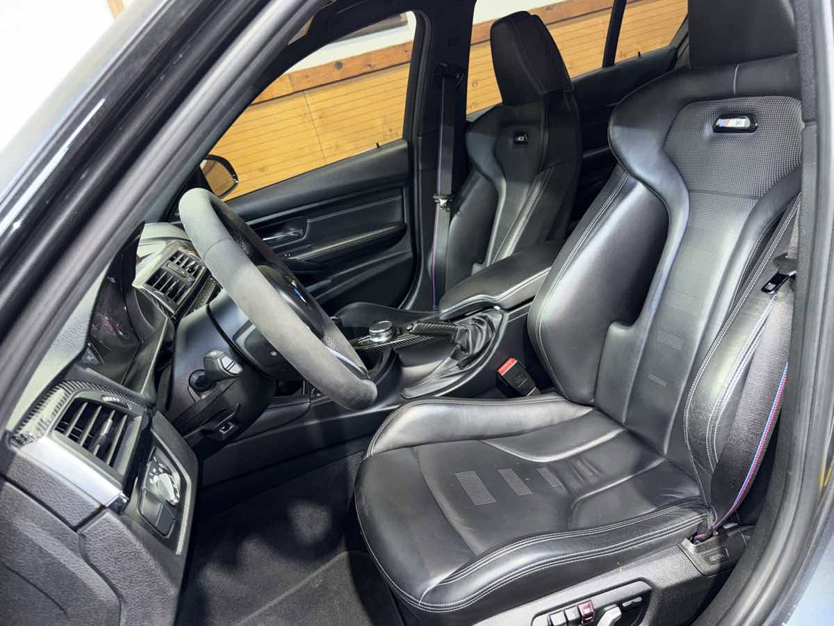 Used 2018 BMW M3 image 14