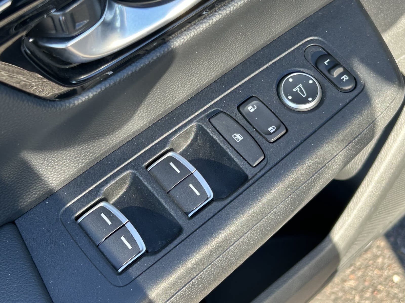 Used 2024 Honda CR-V Sport Touring image 26