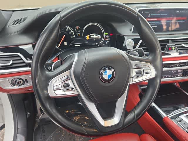 Used 2018 BMW 750i RWD image 22