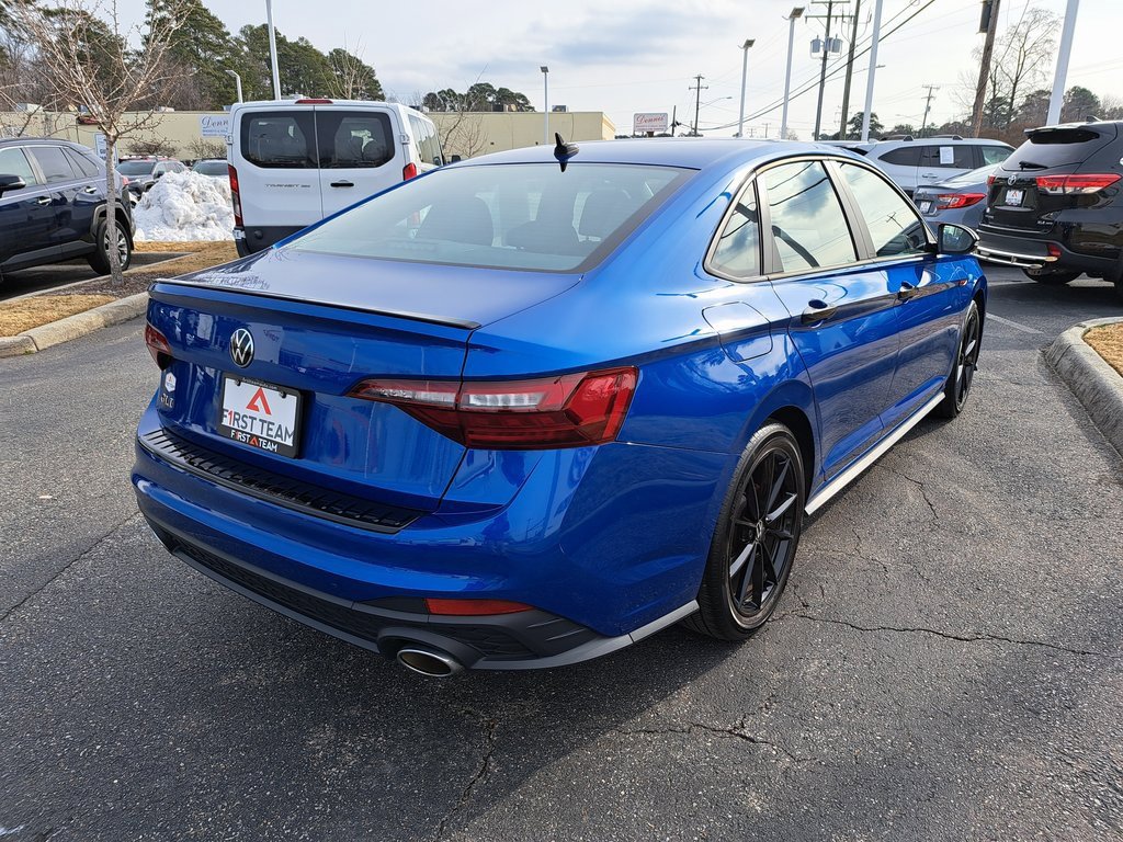 Used 2024 Volkswagen Jetta GLI 40th Anniversary Edition image 8