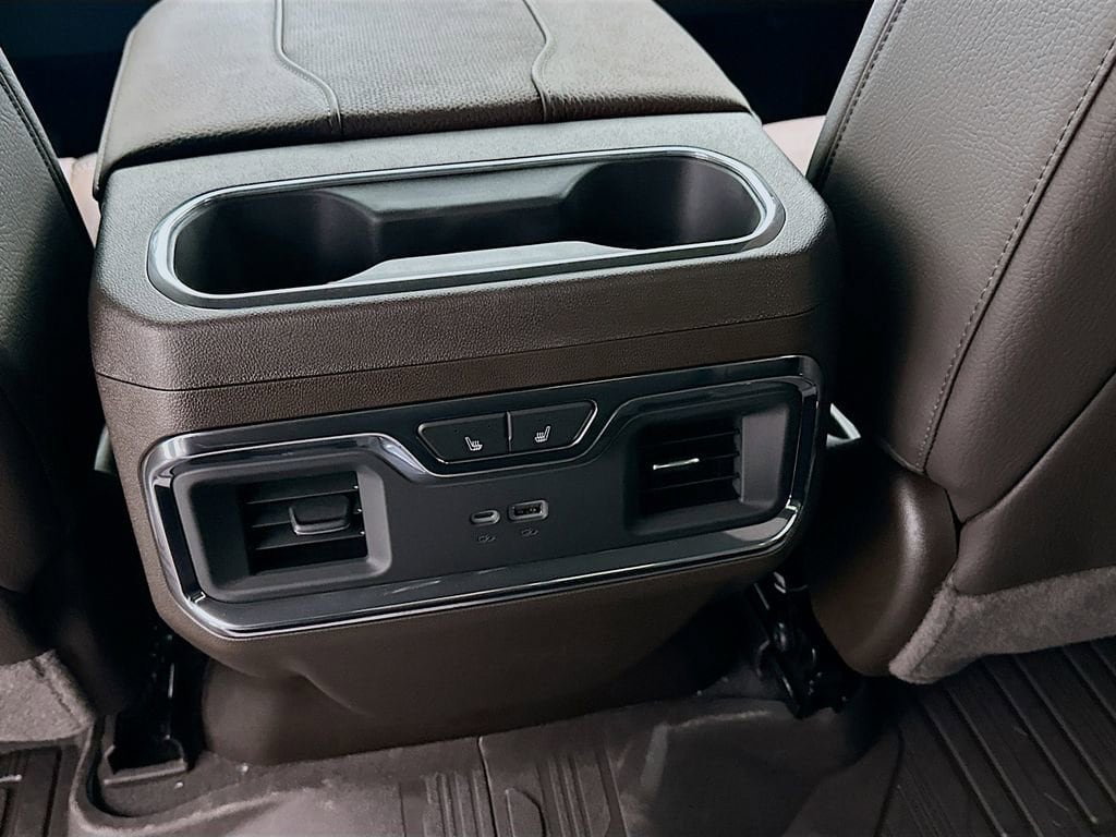 New 2026 GMC Sierra 2500 Denali w/ Denali Reserve Package AWD/4WD image 26
