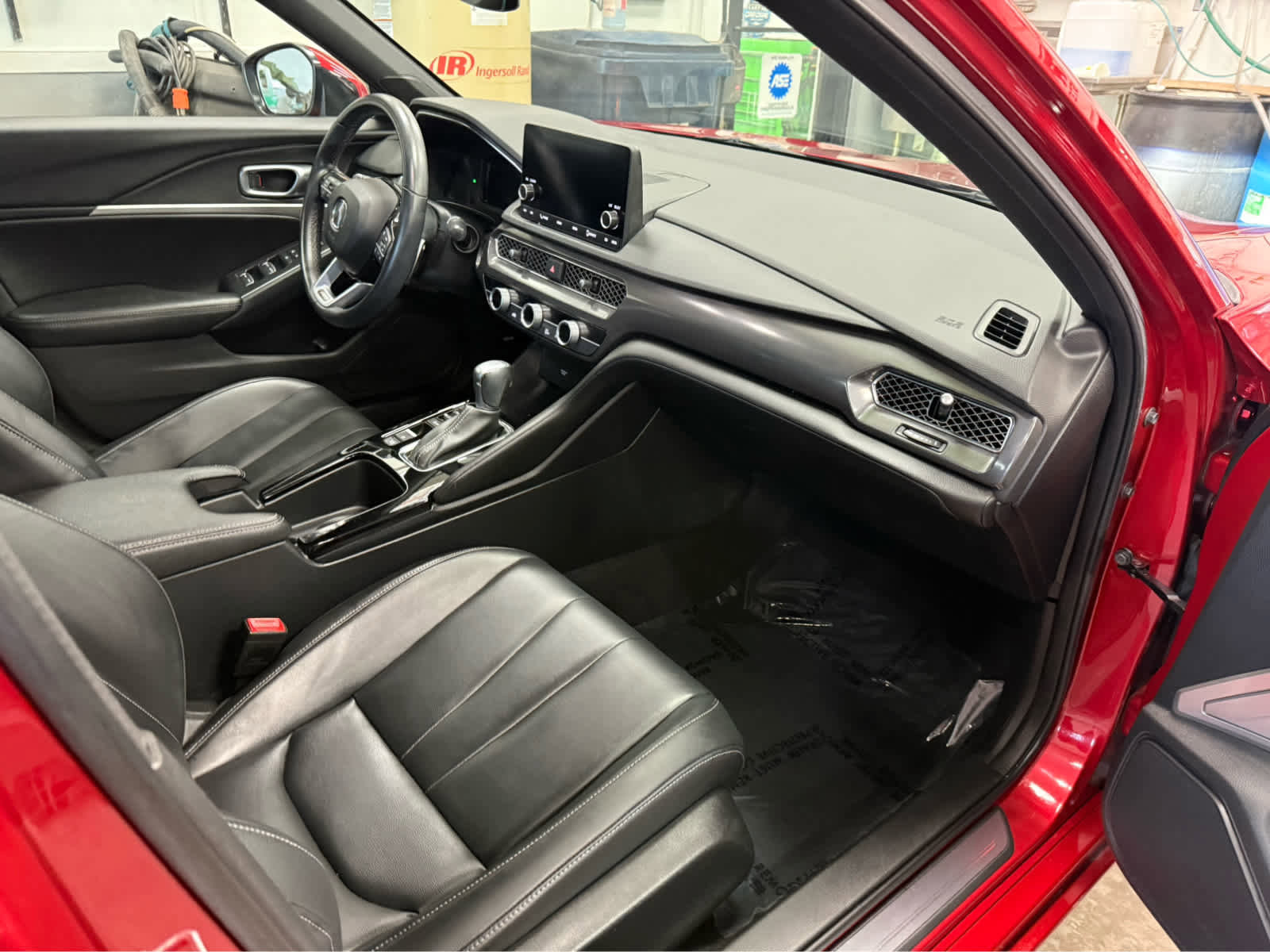 Used 2023 Acura Integra A-Spec image 30